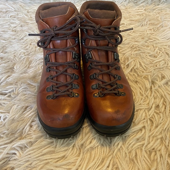 Scarpa Shoes - PRICE REDUCED!! Scarpa Women's Hiking Boots